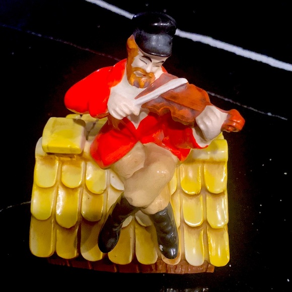 Other Fiddler On The Roof Ceramic Music Box Figurine Circa 196 Poshmark